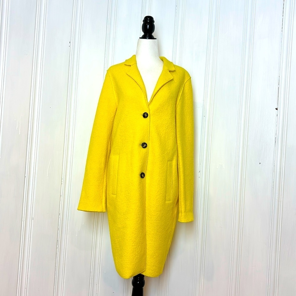 OUÍ bright neon yellow Coat in boiled Virgin Wool